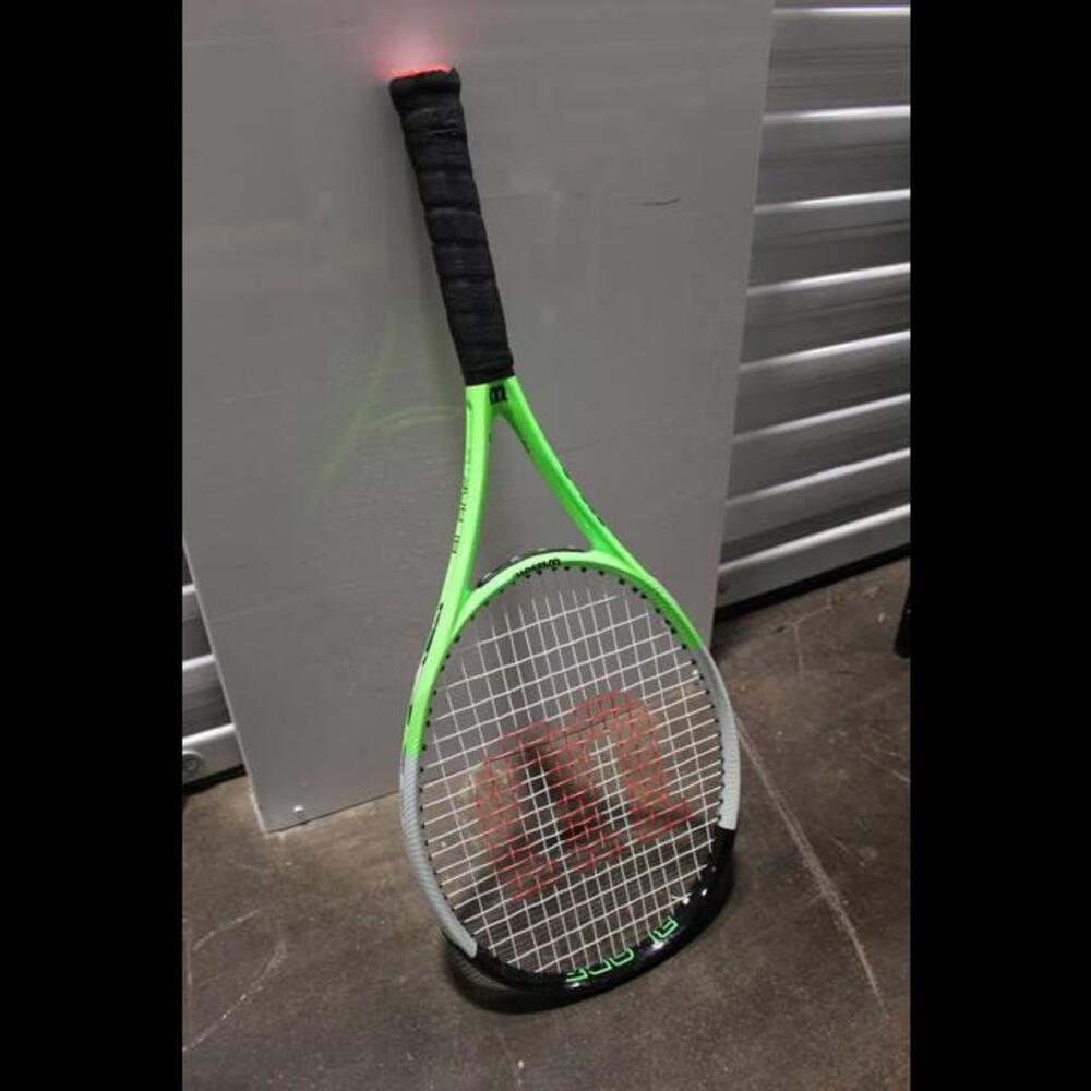 Wilson Blade 105 XT Tennis Racket (Green, Black Handle, Used)